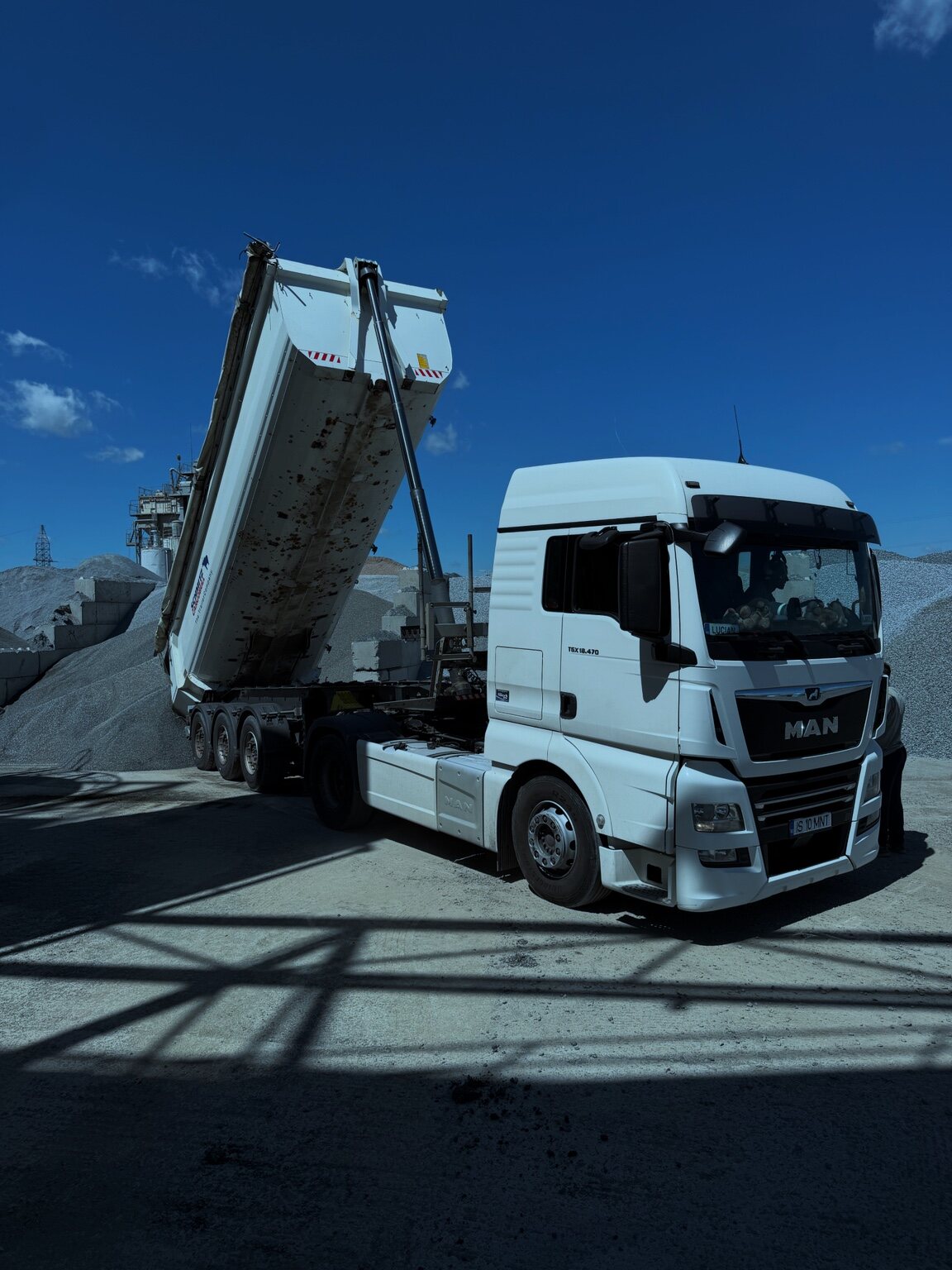 Autocamion MAN MIHOT cu bena ridicată